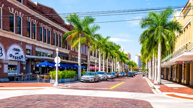 Palm-lined downtown street in Fort Myers, Florida
